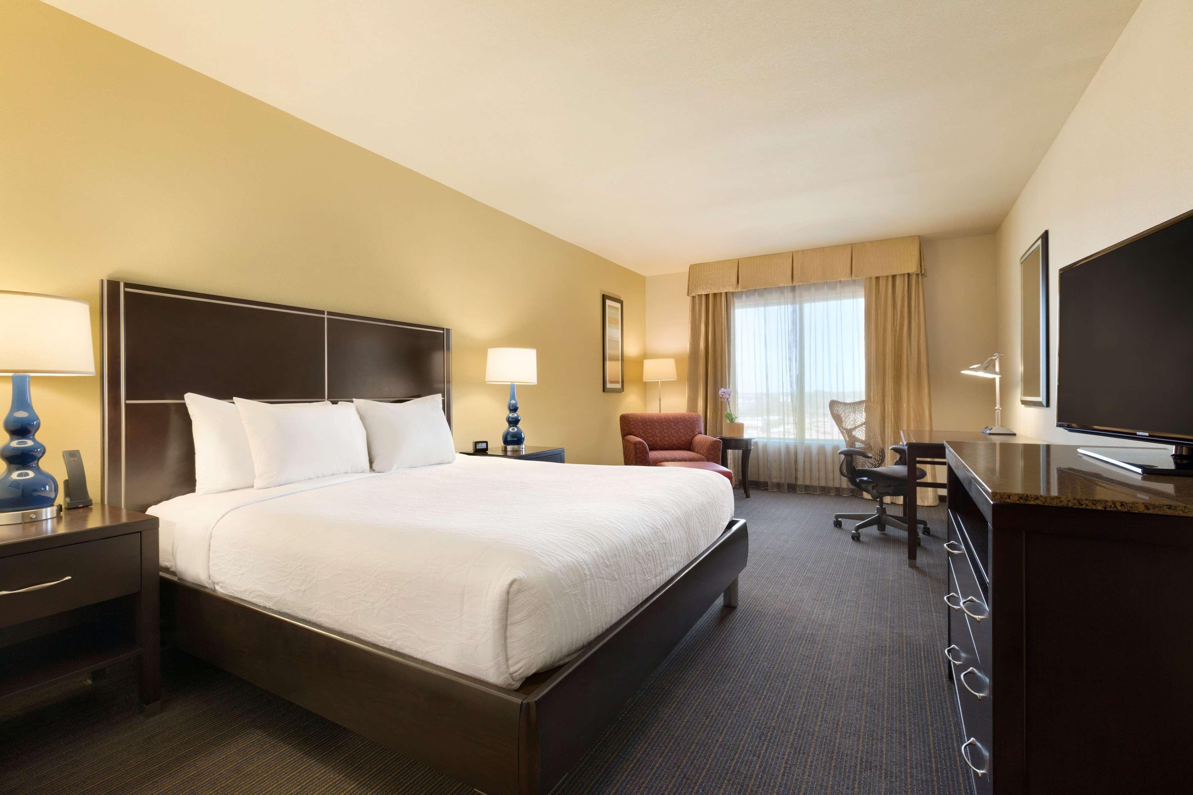 Hotel Hilton Garden Nw America Plaza Jersey Village