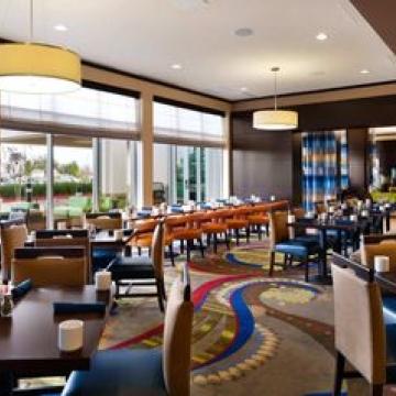 Hilton Garden Nw America Plaza Hotel