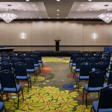 Hilton Garden Nw America Plaza Hotel